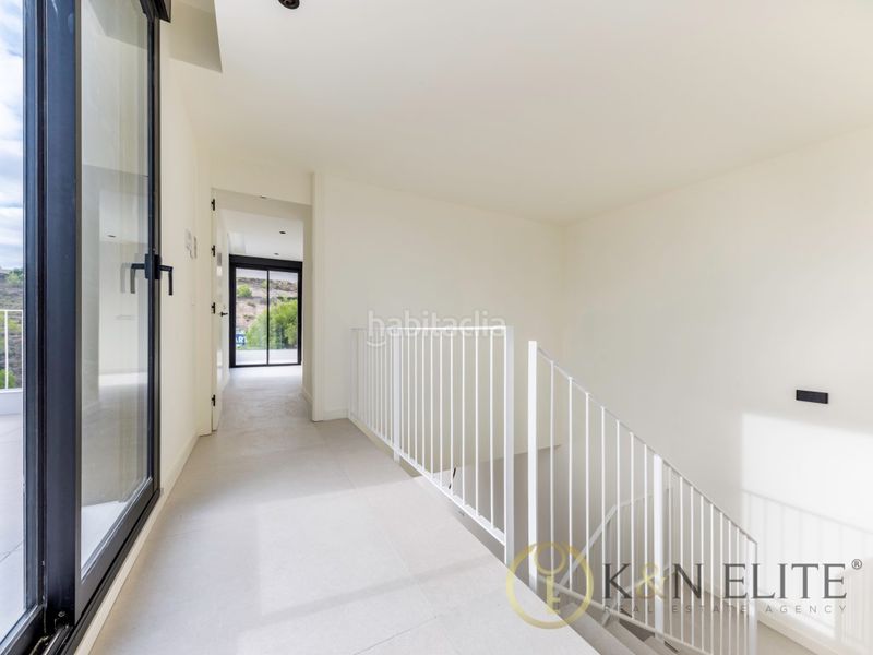 Foto 5c7dc5d5-8dab-454d-be2d-93a6281b4a6d. Casa amb aparcament piscina a balcón de Finestrat-terra marina Finestrat