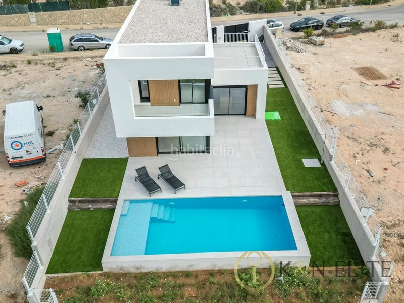 Foto d8354406-a2b0-4ed2-b814-0cd6490e35d6. Casa amb aparcament piscina a balcón de Finestrat-terra marina Finestrat