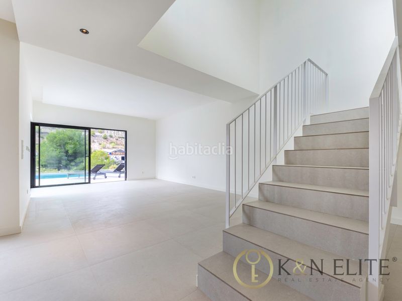 Foto f635fd27-ec92-445a-bd97-21165720a68e. Casa amb aparcament piscina a balcón de Finestrat-terra marina Finestrat