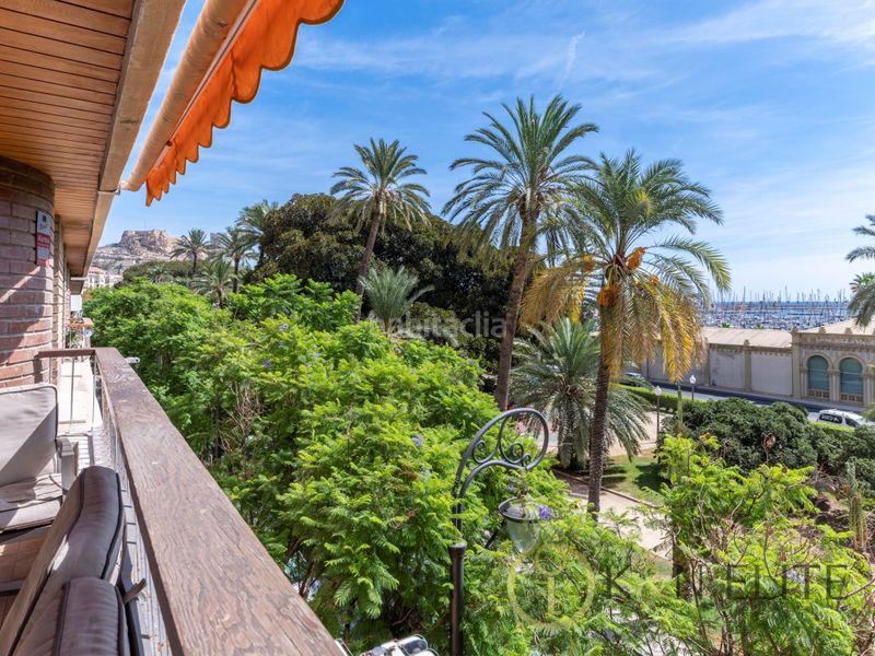 Foto 2572c2ac-e0ad-4ecc-9ebc-ed078cdda4da. Pis amb aparcament a Ensanche-Diputación Alicante