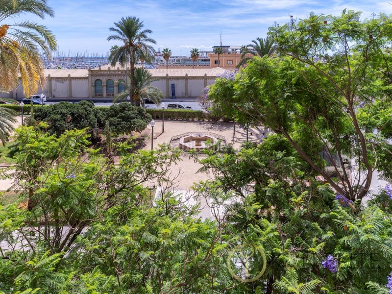 Foto 4159ec88-ede7-4a41-aa03-645338beaf8b. Pis amb aparcament a Ensanche-Diputación Alicante