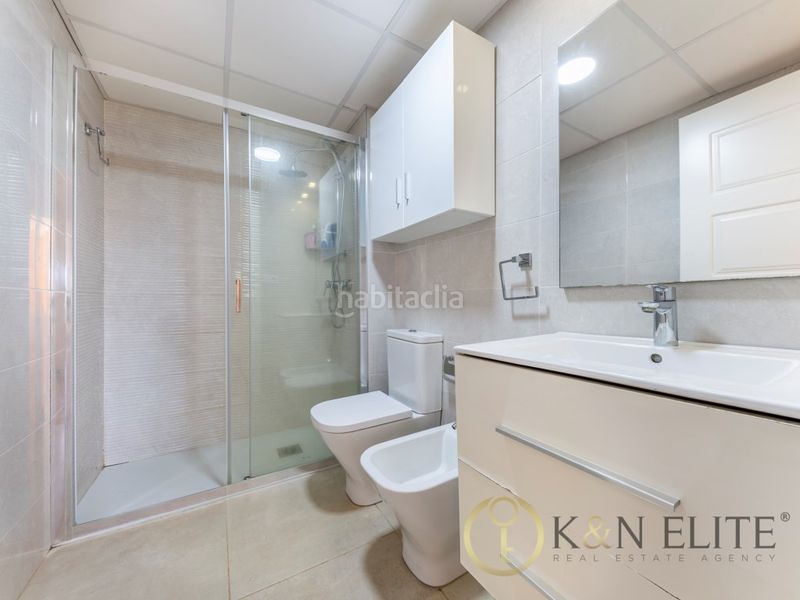 Foto 4e1f6686-5bf9-407b-84ad-8d2664c03ace. Pis amb aparcament a Ensanche-Diputación Alicante