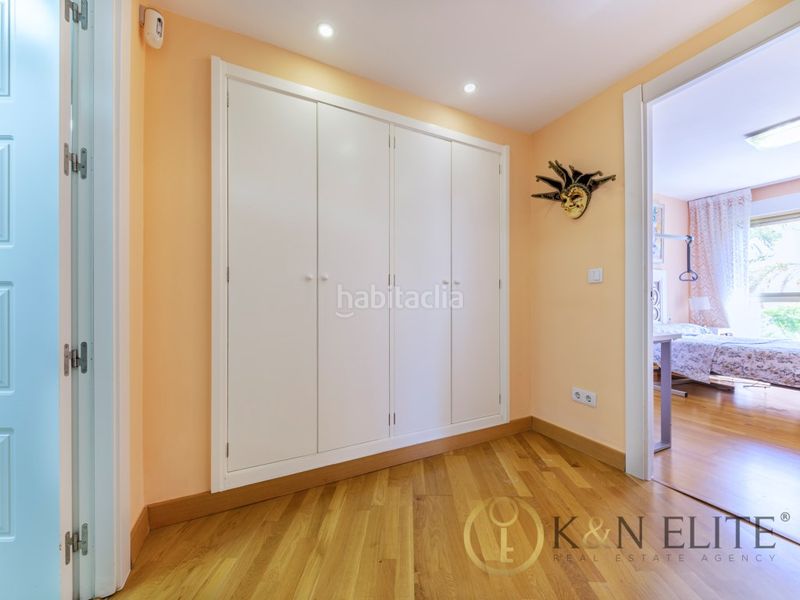 Foto e0d76bef-b368-402e-9e74-cfaf41278c54. Pis amb aparcament a Ensanche-Diputación Alicante