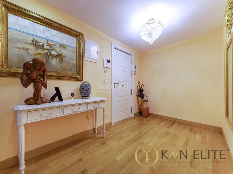 Foto eebf6023-a68b-4944-8408-d9a3f28ef849. Pis amb aparcament a Ensanche-Diputación Alicante