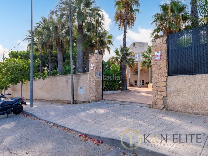 Foto 14851a28-4668-4c87-8a6f-e5fb26ef4956. Casa amb aparcament piscina a Vistahermosa Alicante