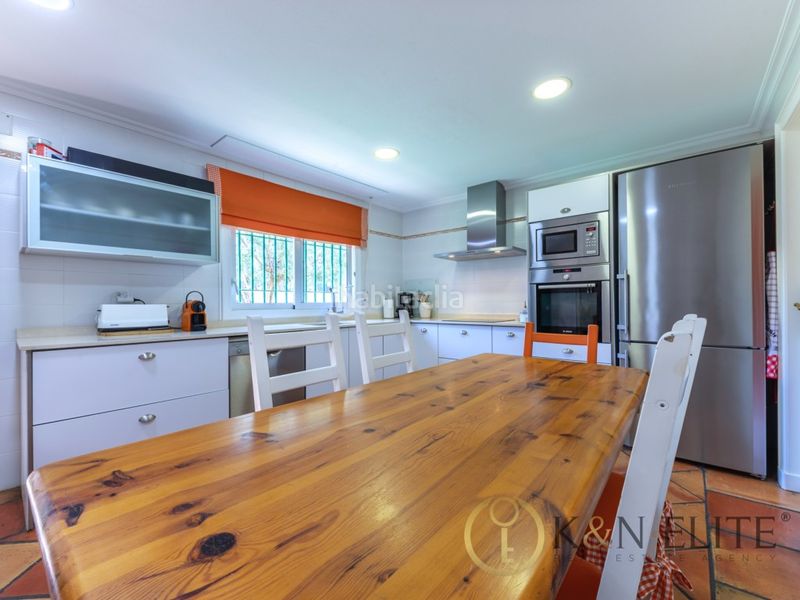 Foto 47ea0ae5-c85e-4ed2-97a9-3d290fab199f. Casa amb aparcament piscina a Vistahermosa Alicante