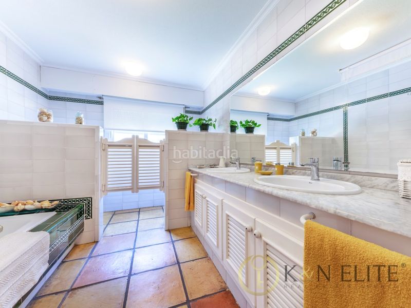 Foto 4dcce77e-851e-4d35-9366-18a6280aac94. Casa amb aparcament piscina a Vistahermosa Alicante