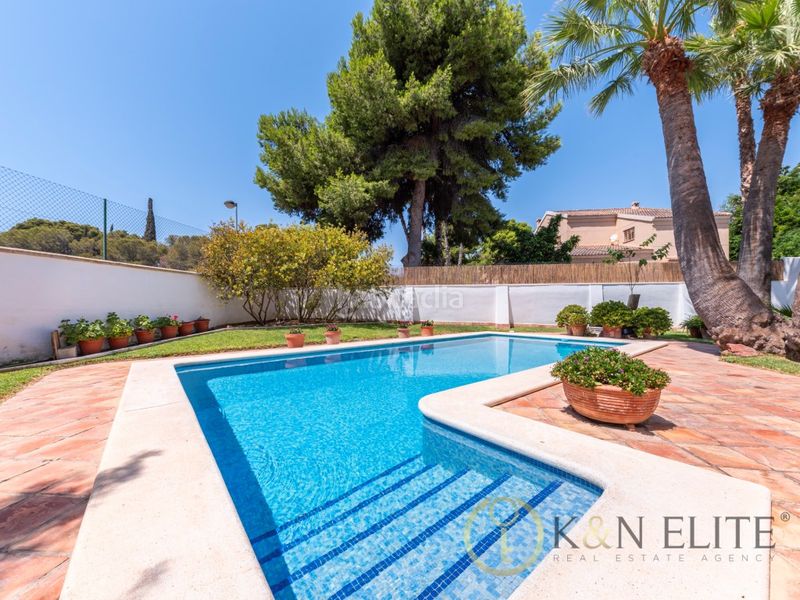 Foto e69f5565-71cf-4e2d-a67c-ce8476a42bf9. Casa amb aparcament piscina a Vistahermosa Alicante