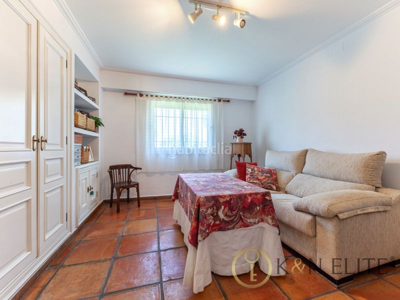 Foto f4a579e2-d252-466f-84b1-14749fd8a3d6. Casa amb aparcament piscina a Vistahermosa Alicante