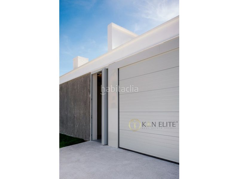 Foto a39e6a22-bec5-4a80-ba98-8eee72047b2f. Casa amb aparcament a Vistahermosa Alicante