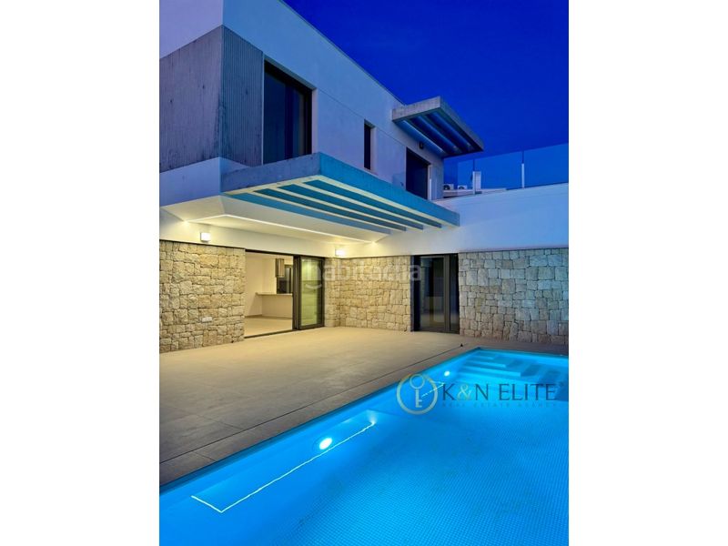 Foto b20af1c2-d26a-47c8-ae2b-803bcd333f9a. Casa amb aparcament piscina a Golf Bahía Finestrat
