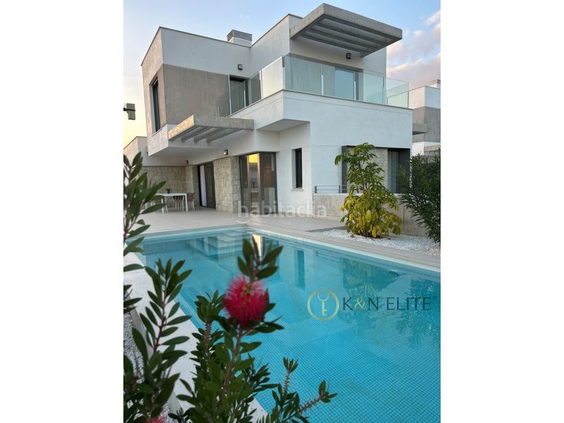 Foto d176ee83-7052-4693-9951-98e9456a816f. Casa amb aparcament piscina a Golf Bahía Finestrat