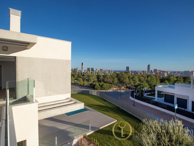 Foto d40be990-ba43-45dd-8dce-feb5348cc947. Casa amb aparcament piscina a Golf Bahía Finestrat