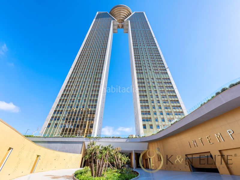 Foto 5a7bd46f-f45c-441b-98ff-bdf185161510. Pis amb aparcament piscina a Playa Poniente Benidorm
