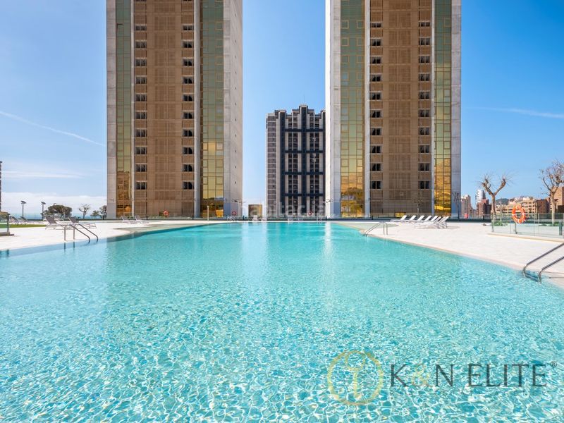 Foto 98a33c07-7c05-44a9-80bd-f0726c2b5676. Pis amb aparcament piscina a Playa Poniente Benidorm