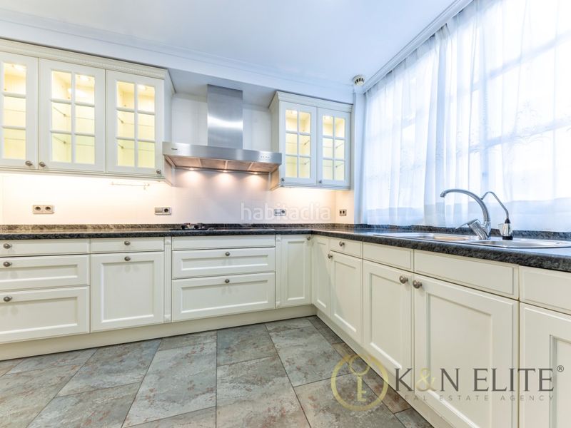 Foto 23b82fcf-f38d-4096-98e1-c761d9f595b5. Casa amb aparcament piscina a Cabo de las Huertas Alicante