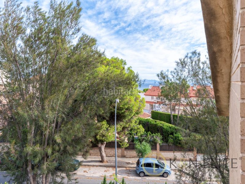 Foto 95c1547b-3c65-4f8a-bbfa-bb3a6d8e327d. Casa amb aparcament piscina a Cabo de las Huertas Alicante