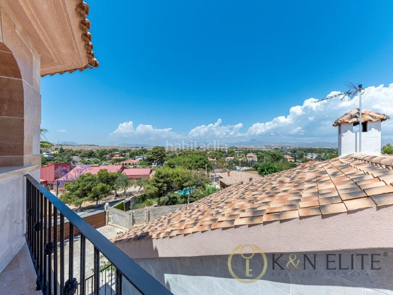 Foto 0591ac24-d766-44ce-a662-c5c563b27aa6. Casa amb aparcament piscina a Santa Faz Alicante