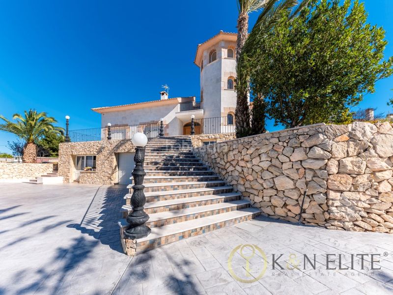 Foto 909474a3-de78-46d8-a798-d3914d539200. Casa amb aparcament piscina a Santa Faz Alicante