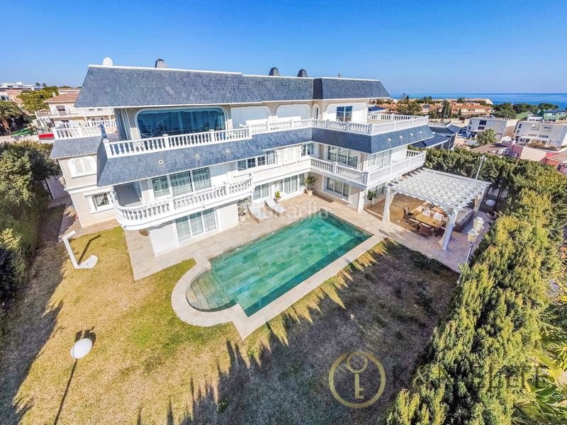 Foto faaf26b4-4e7d-42f2-aa4f-5d57930882be. Casa amb aparcament piscina a Cabo de las Huertas Alicante