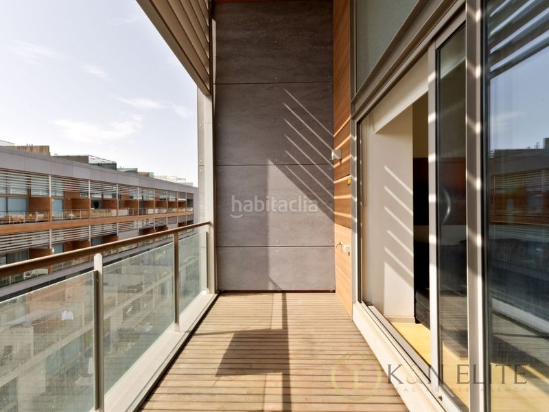 Foto 5bba06c5-f7f3-4432-8cb6-d08f8576f5a6. Miete loft mit parking pool in Barrio de la Luz Xirivella