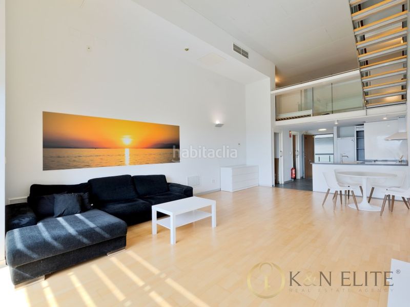 Foto f2f96fd8-fdeb-4119-8832-540c45f0a004. Miete loft mit parking pool in Barrio de la Luz Xirivella