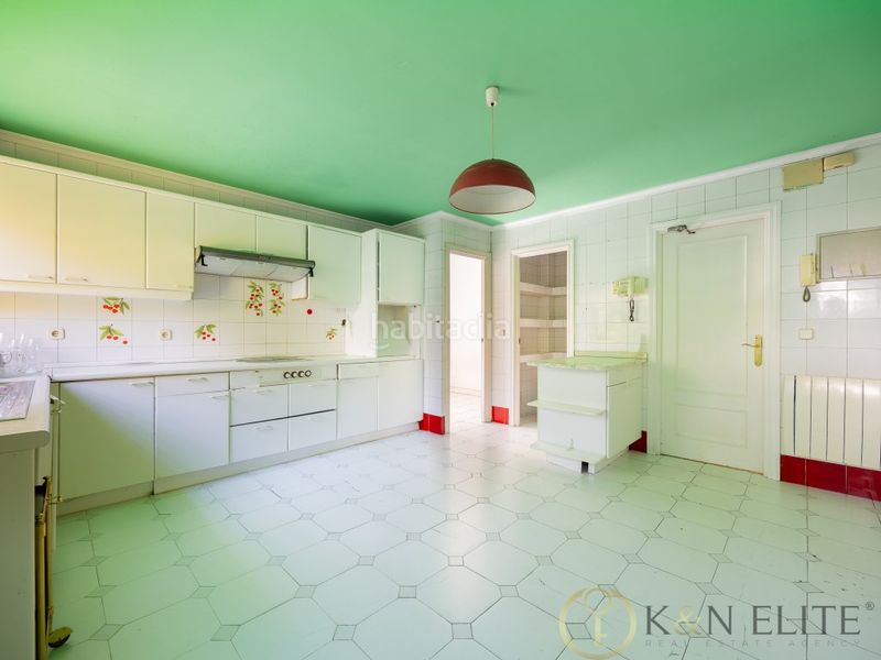 Foto 325f02d4-e178-467e-ad8e-bc9f5ad979c2. Xalet amb aparcament piscina a Fuentelarreina Madrid