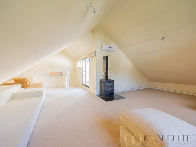 Foto 7008fb7e-55db-448d-88b1-21db33a731c6. Xalet amb aparcament piscina a Fuentelarreina Madrid