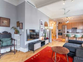 Flat in Calle Cea Bermudez