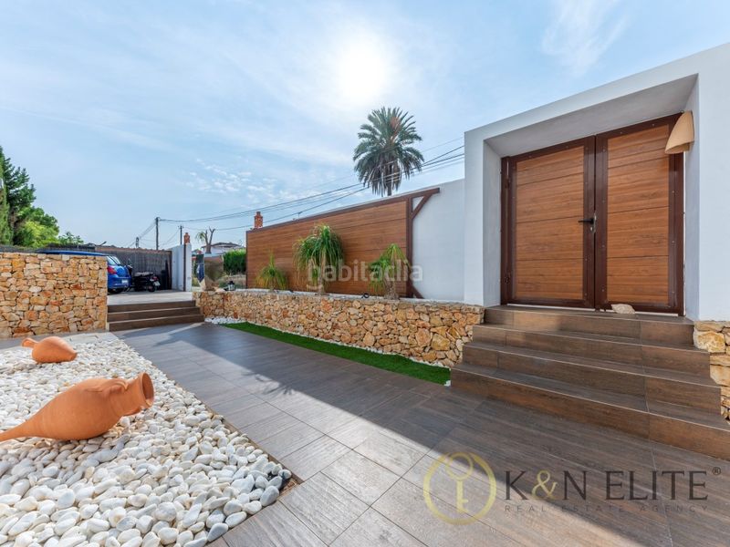 Foto 154170b5-5192-40ee-9cb8-03d997125234. Lloguer casa amb aparcament piscina a El Montgó Dénia