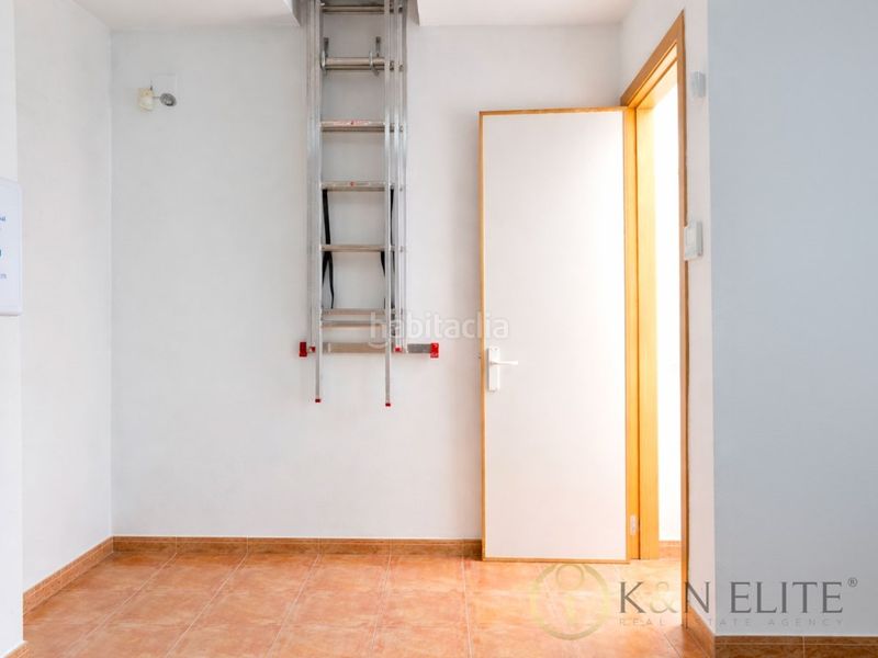 Foto 006deb0a-da7e-432b-8471-52f2594548eb. Edifici a El Mercado Manises