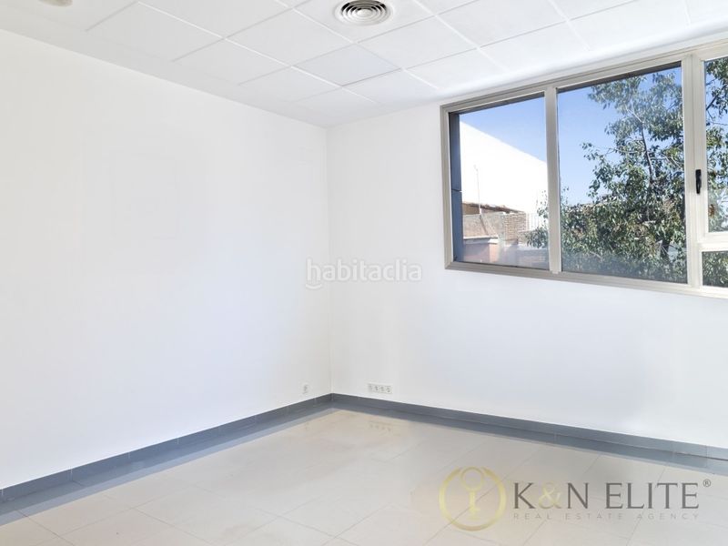 Foto 90bc8aae-fe3a-4d47-8f0a-13501545a477. Edifici a El Mercado Manises