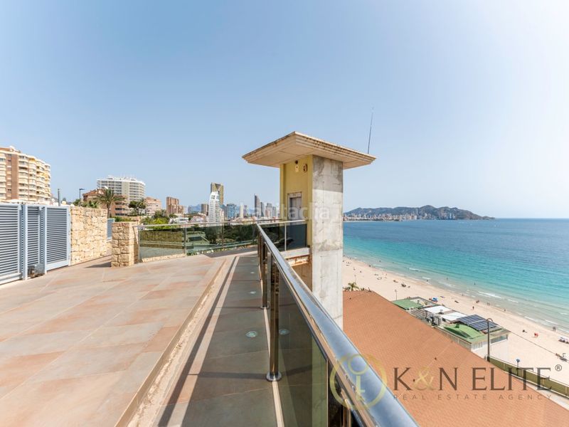 Foto 15c52519-b117-41a9-8e8c-00c2468118af. Àtic amb piscina a Playa Poniente Benidorm