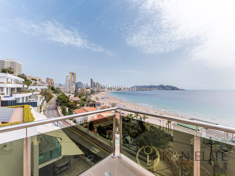 Foto 752e464d-d095-4820-bfab-5d9b5bb0904e. Àtic amb piscina a Playa Poniente Benidorm