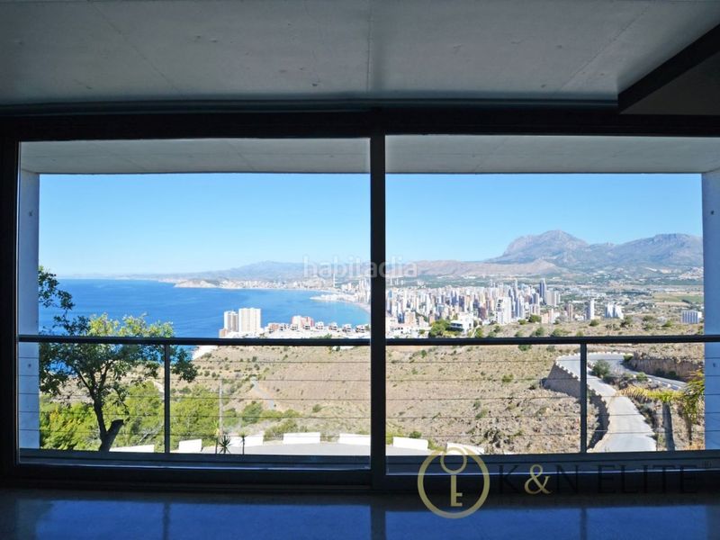 Foto 167ed2f5-210c-4f04-896d-61b17f37e93c. Xalet amb aparcament a Juzgados - Plaza de Toros Benidorm