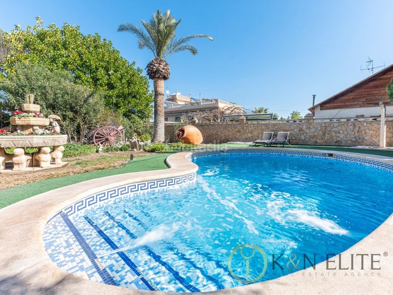Foto a7d53192-a6e8-4b2b-8f3e-8ee47fdedd49. Casa amb aparcament piscina a Sol y Luz Sant Vicent del Raspeig