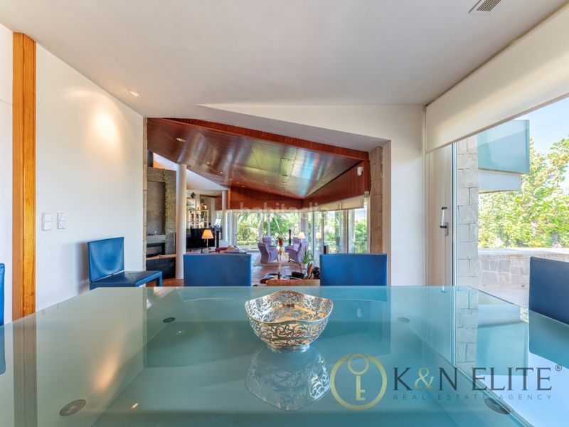 Foto b53fcab6-aeb2-49b7-b35d-829dbfccf931. Casa amb aparcament piscina a Petrer