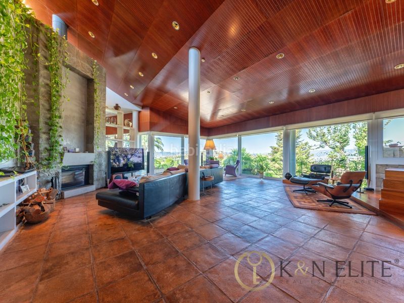Foto f4915244-cdeb-4f42-a7d9-02b9e9135b5d. Casa amb aparcament piscina a Petrer