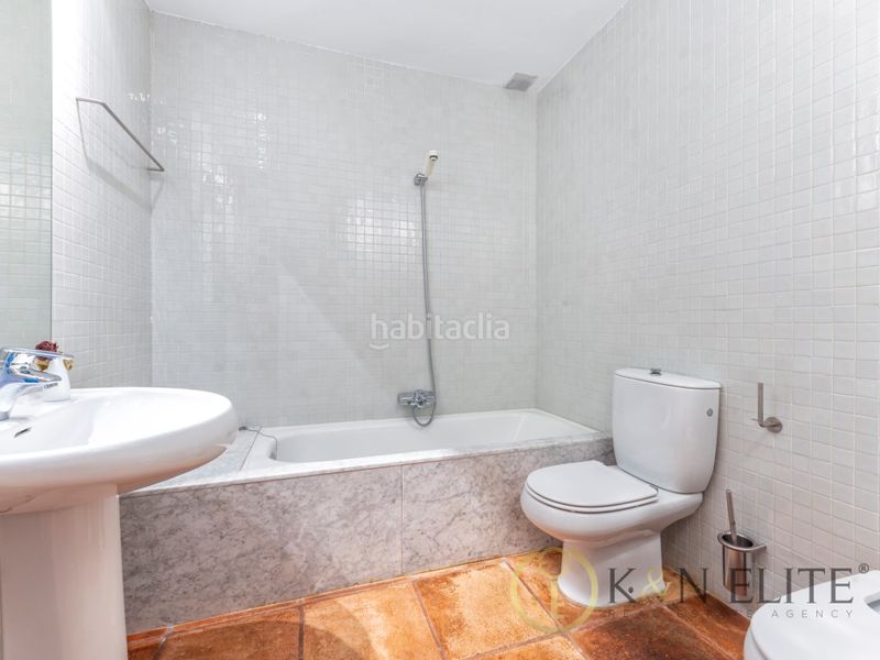 Foto fc65e3c6-5753-44d5-a455-5bf1ca45ab8b. Casa amb aparcament piscina a Petrer