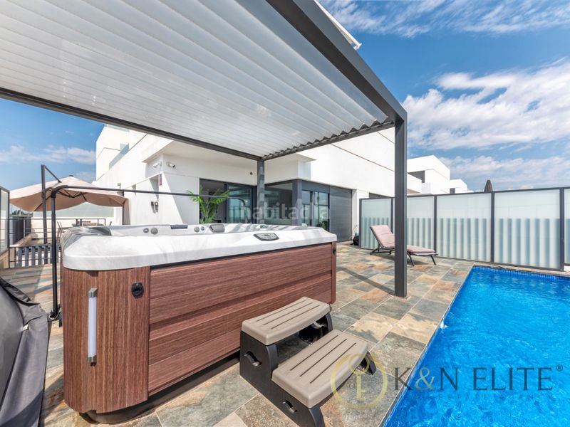 Foto 4945b3cb-96cb-4c7d-9342-44e6dff50c98. Casa amb aparcament piscina a Dolores