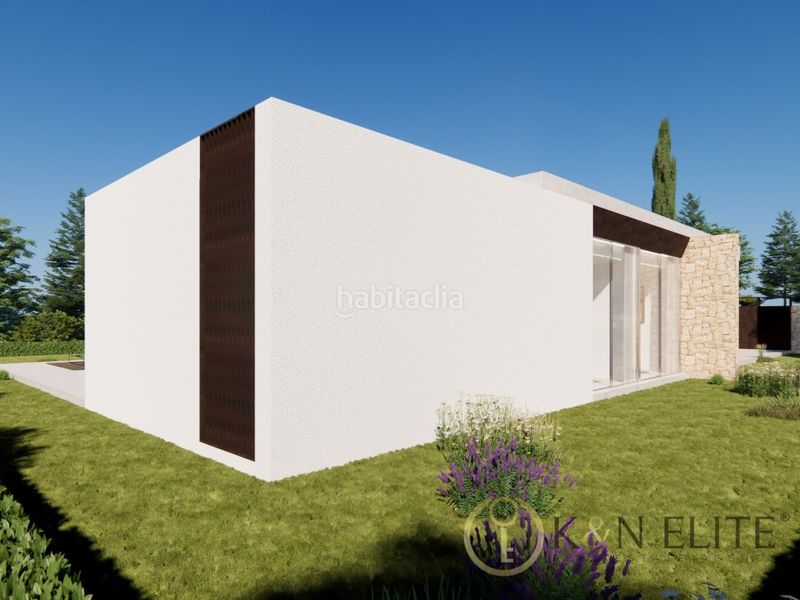 Foto 0bacc202-c435-4123-b6e3-70e33378538e. Casa amb aparcament piscina a Vistahermosa Alicante