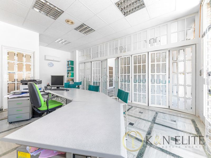 Foto dd240f1e-f461-4f2d-aa39-ec6d05289774. Local comercial a Playa Poniente Benidorm