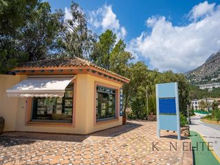 Locale commerciale in Altea Hills. Exclusivo local en el complejo lujoso altea hills