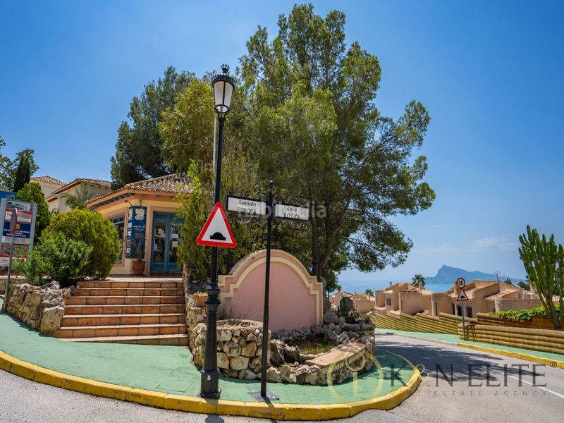 Foto ced19419-ba69-4679-baf1-f981e545c02f. Local comercial a Altea hills Altea