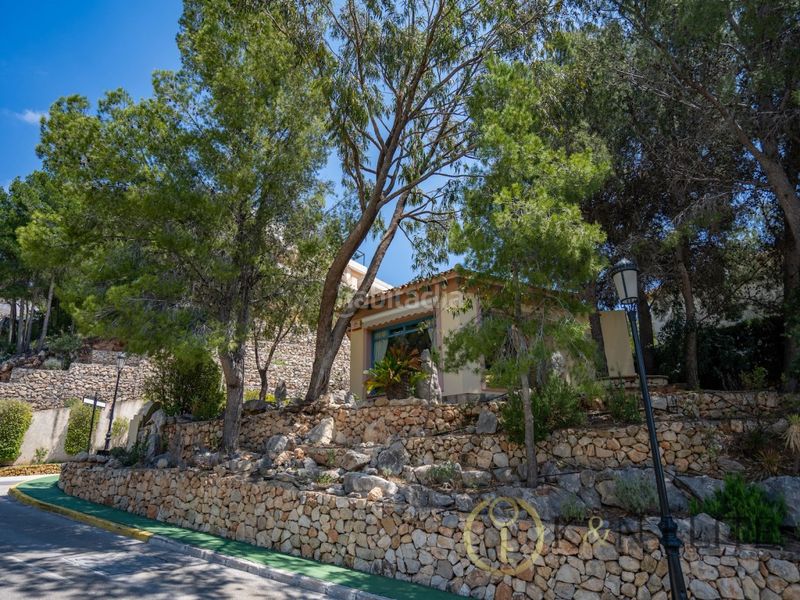 Foto fdeff207-0223-4c86-8af6-e7e46bc01b3a. Local comercial a Altea hills Altea