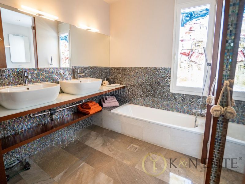 Foto 6e2af6e8-fe9f-4e75-8cd0-e311692cb0c2. Penthouse with heating in Casco Antiguo - Sta. Cruz - Ayuntamiento Alicante