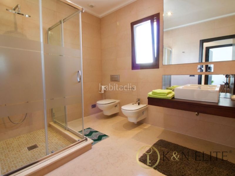 Foto 6f790f67-da71-4bdf-ad30-d1496890cb02. Xalet amb aparcament a Cabo Roig Orihuela