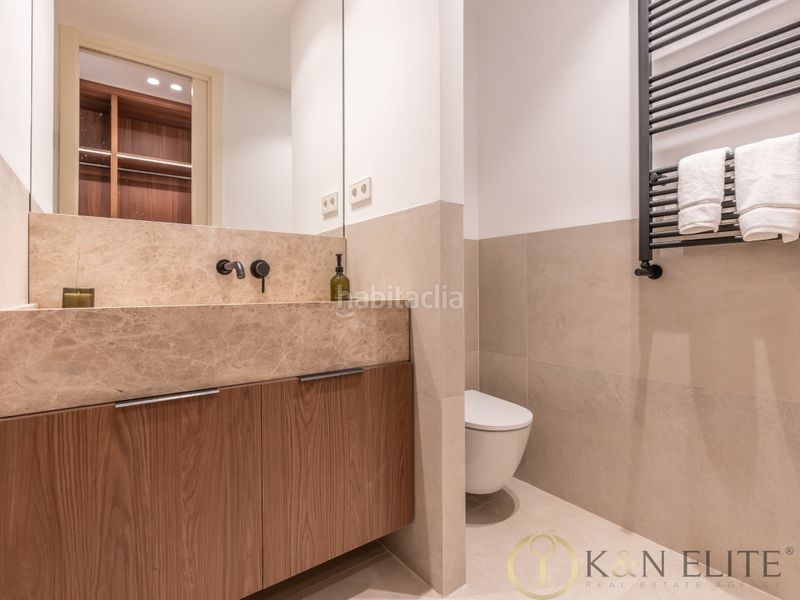Foto b066255c-8abf-4e15-9a8c-cdc4688e1da8. Flat in Almagro Madrid