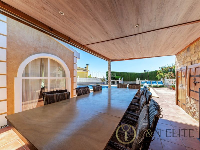 Foto b5a679f5-3448-4209-9b08-58088b3a72ed. Casa amb aparcament piscina a Gata de Gorgos