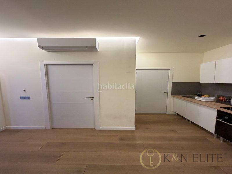 Foto b5ffb116-5dc7-44a7-a250-cfcf74b7f392. Local comercial a El Calvari Valencia
